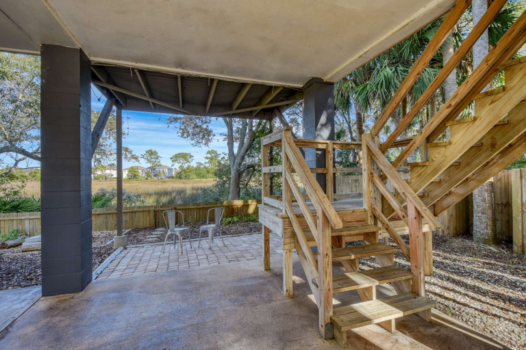 Others 5, Marsh Treehouse, Saint Johns