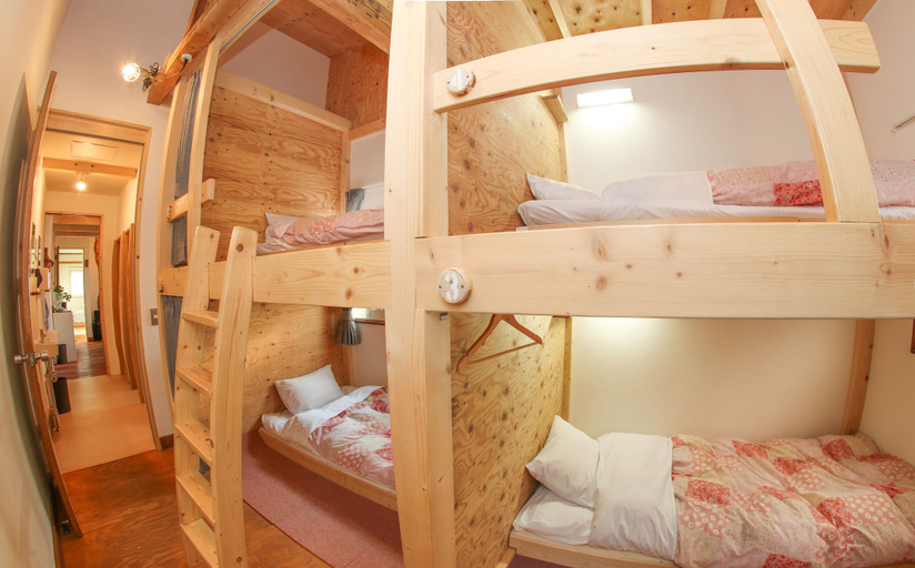 Bedroom 3, SappoLodge - Hostel, Sapporo