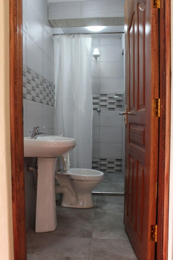 Bathroom, Zaburi Place, Langata
