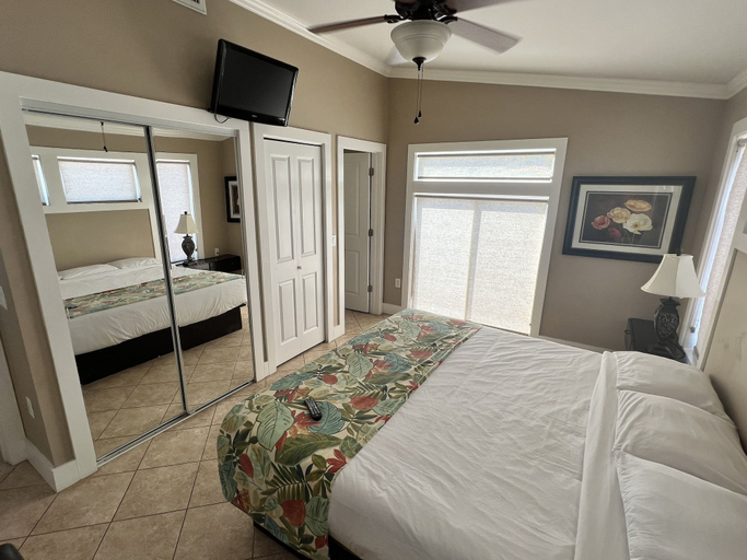Bedroom 2, New Orleans RV Resort & Marina, Orleans