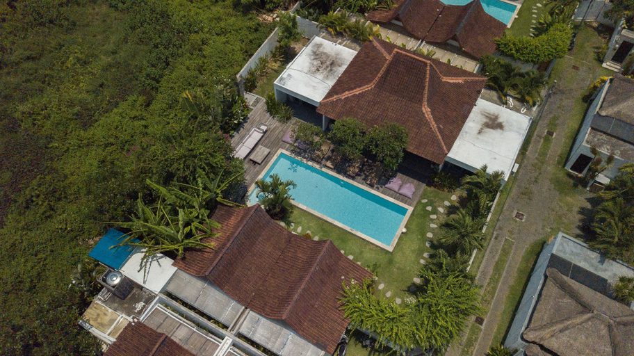 Exterior & Views 4, Villa Nahema: 4BR Villa in Seminyak Next to the Beach, Badung