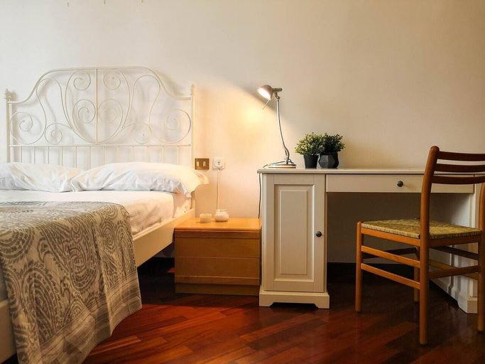 Bedroom 3, JOIVY Wooden Guerrini Apartment, Milano