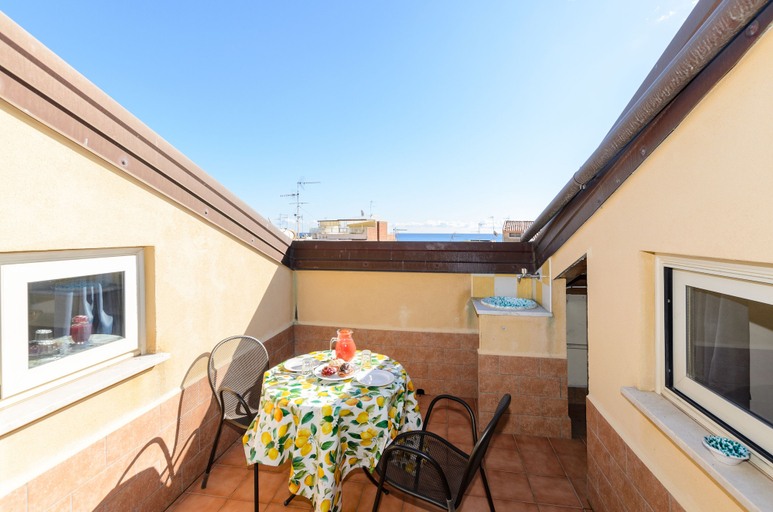 Others 5, Residence Le Tartarughe, Messina