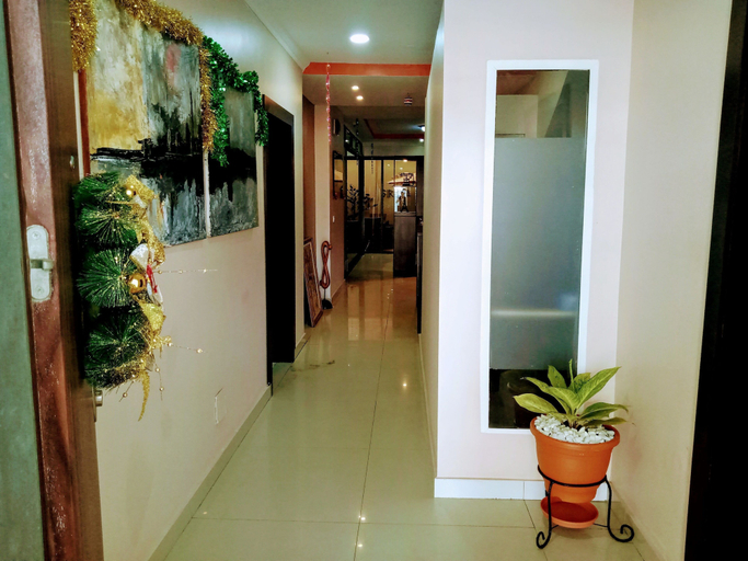 Others 4, The Lodge by Kabachi, Eti-Osa