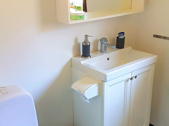 Bathroom 5, 5 Person Holiday Home in Lilla Edet, Lilla Edet