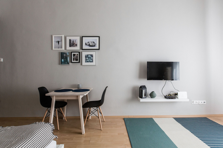 Others 5, Revay koz 2 Apartment, Budapesti