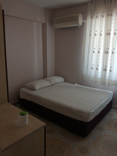 Bedroom 4, Akasya Apart Otel Didim Altinkum, Didim