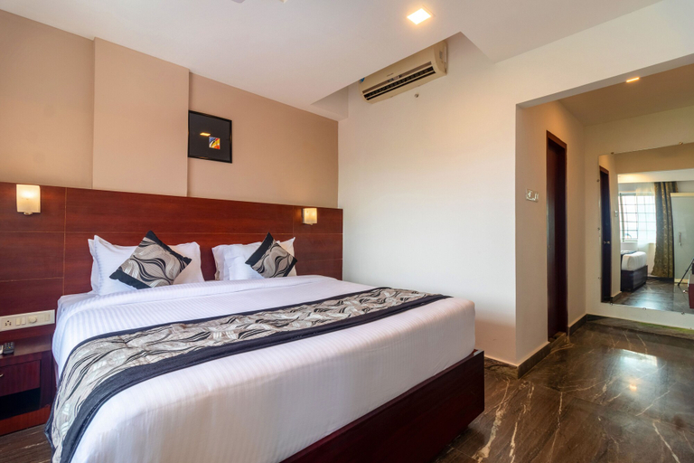 Bedroom 4, Zip By Spree Hotels Mangala Towers Thrissur, Thrissur