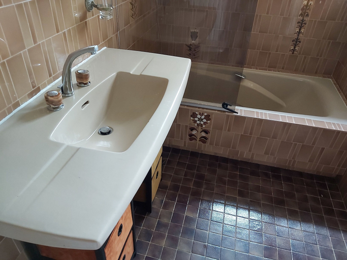 Bathroom, L'oustal des Bons Vivants, Aveyron