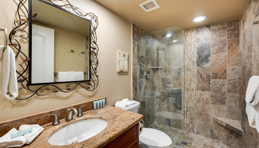 Bathroom 3, Castle at Maui Banyan, Maui