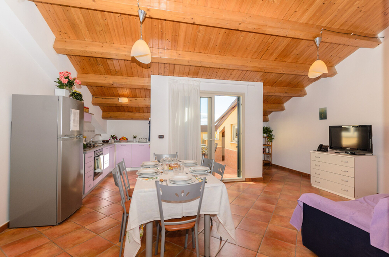 Others 4, Residence Le Tartarughe, Messina