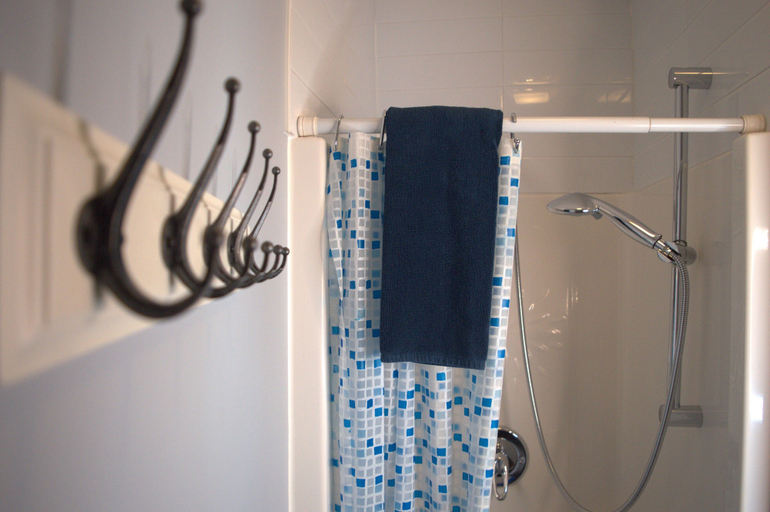 Bathroom 3, La Maison de Ville - bed & bistro, Memphrémagog