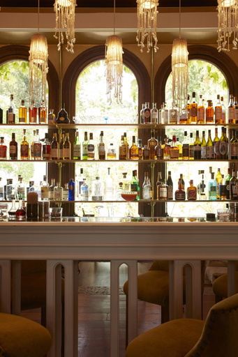 Food & Drinks 5, Brindos, Lac & Château, Pyrénées-Atlantiques