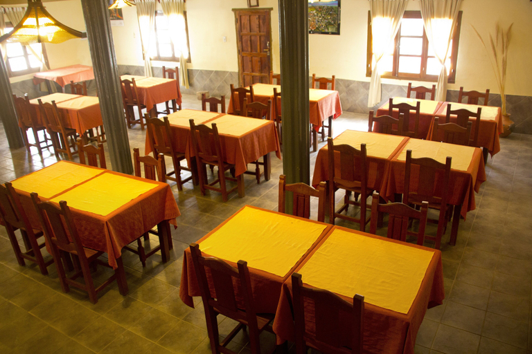Food & Drinks, Hostal Tacacho, Capital
