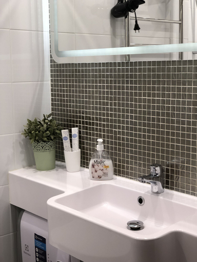 Bathroom 3, Apartments Axioma, Sankt-Peterburg gorsovet