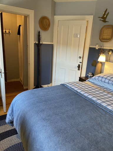 Bedroom 2, La Maison de Ville - bed & bistro, Memphrémagog