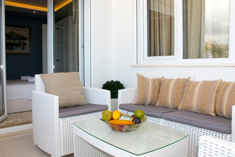 Others 5, Limani Deluxe Apartments, Sarandës