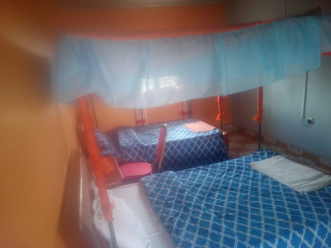 Bedroom 2, Kimbo Pefa Guest House, Ruiru