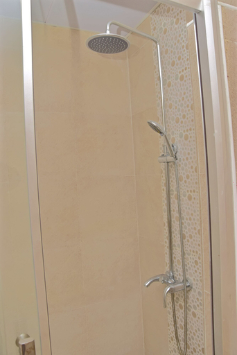 Bathroom 3, Malom Center Apt 2, Dakar