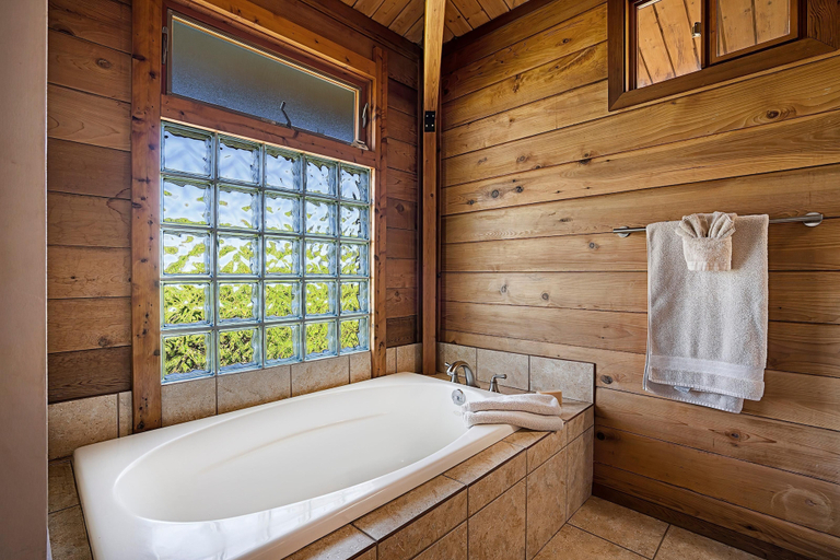 Bathroom 3, Hale O' Waikoloa, Hawaii