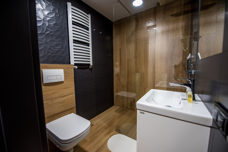Bathroom 3, Sport Rooms Spała, Tomaszów Mazowiecki