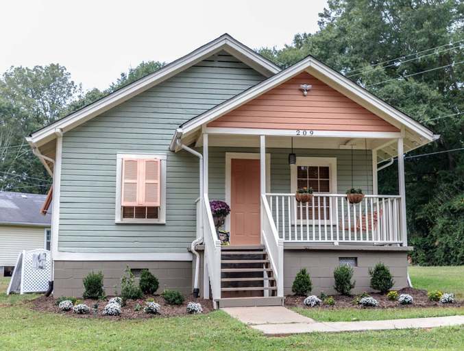 Clemson Memorabilia House, Pickens