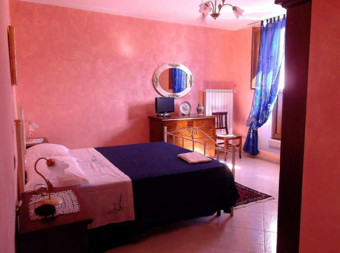 Bedroom 2, Dolcedorme B&B, Potenza
