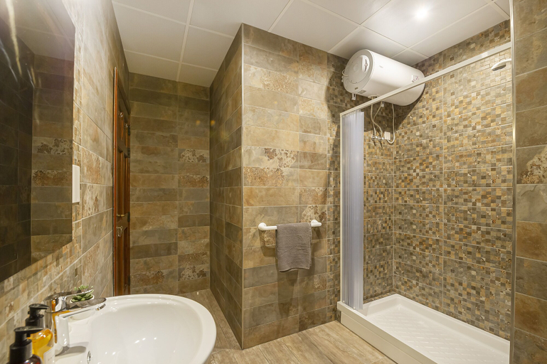 Bathroom 5, Summer Breeze Penthouse with private Hot Tub