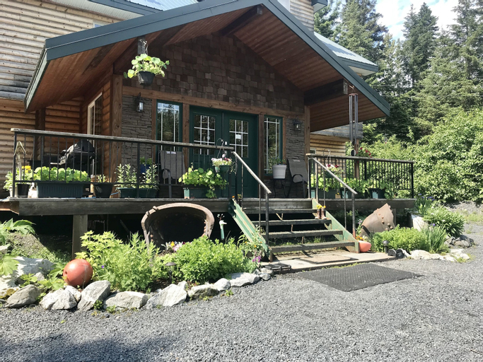Twin Peaks Lodge and RV Park, Kenai Peninsula