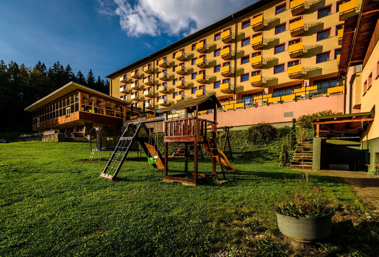 Exterior & Views 2, Hotel Boboty, Žilina