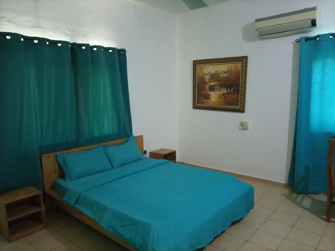 Bedroom 3, Le Hublot, Abomey-Calavi