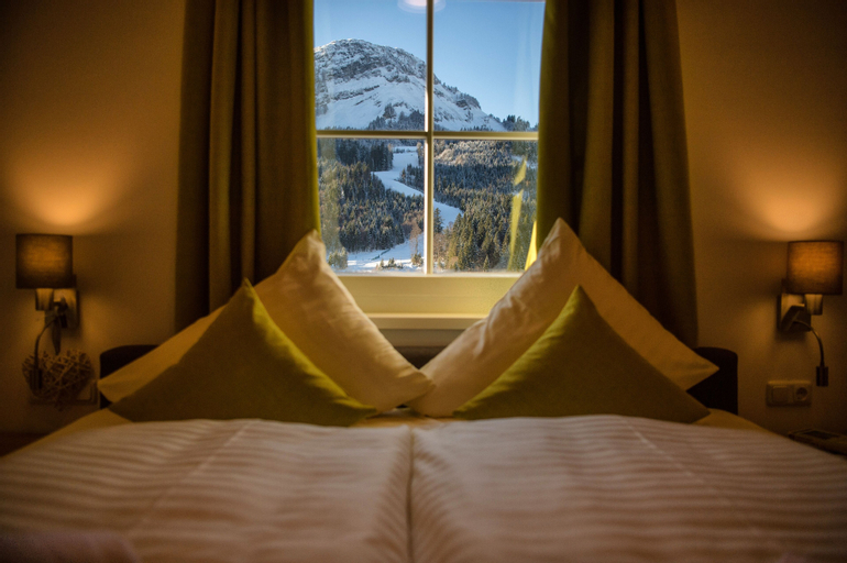 Bedroom 2, AlpenParks Hagan Lodge Altaussee, Liezen