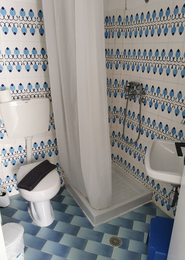 Bathroom, Rania, Central Greece