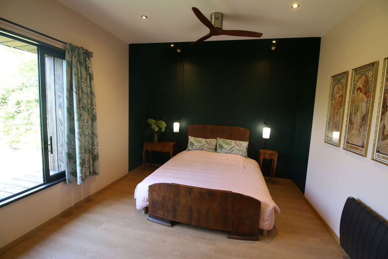 Bedroom 3, Le Clos des Poulies, Loiret