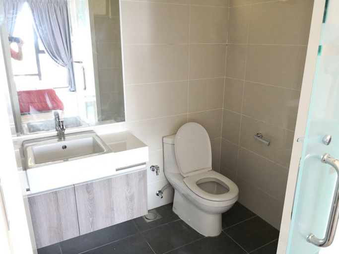 Bathroom 3, South Key Mosaic 16, Johor Bahru