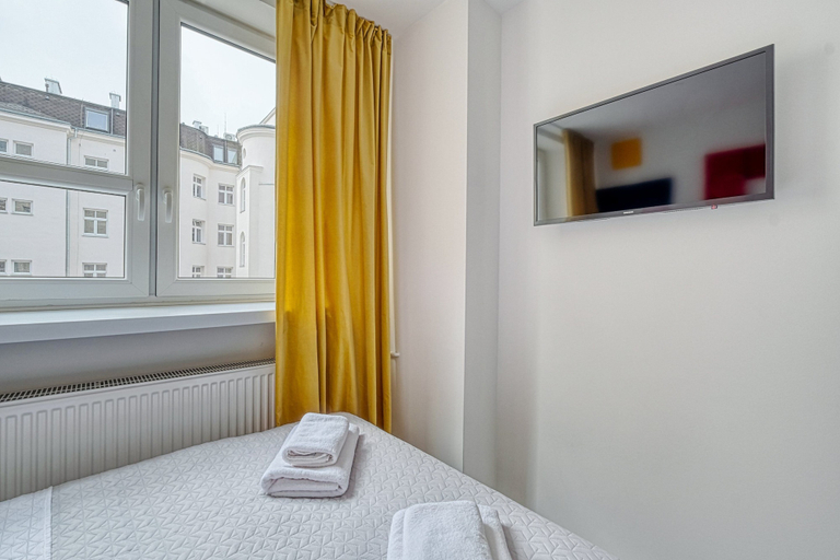 Bedroom 4, Level Rooms, Warsaw