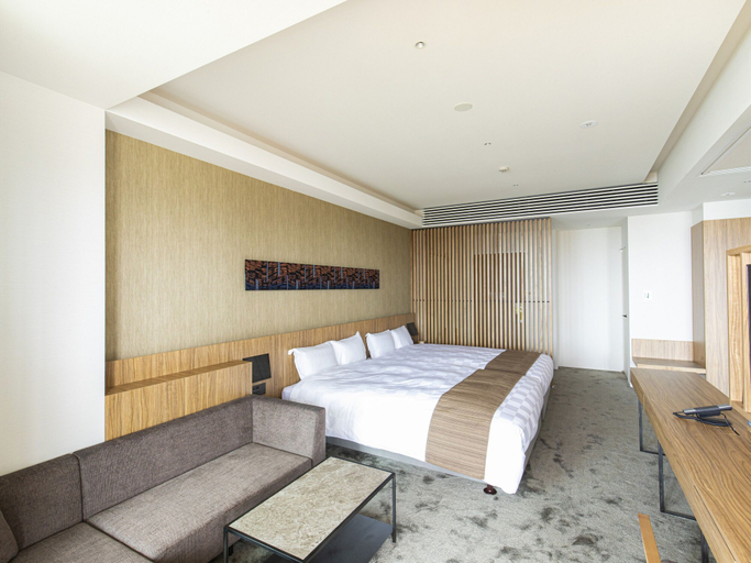 Bedroom 4, Garden Terrace Fukuoka Hotel & Resort, Fukuoka