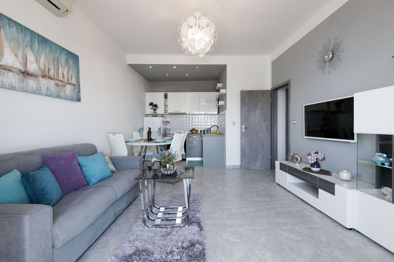Others 5, Apartments Beach Dugi rat, Dugi Rat