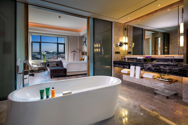 Bathroom 5, Hilton Urumqi, Ürümqi