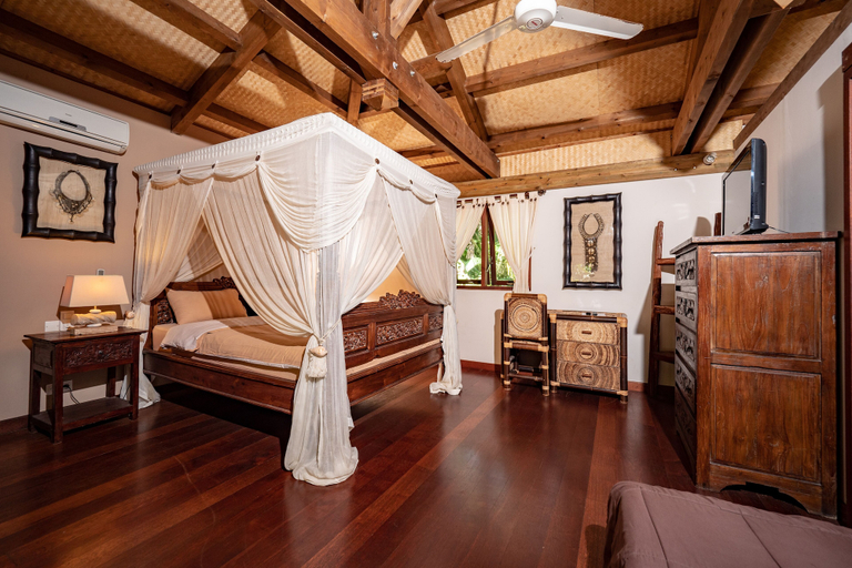 Bedroom 2, Les cases de Plum, Mont-Dore