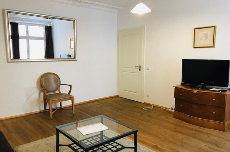 Others 4, Alte Schönhauser - 1 Apartment, Berlin