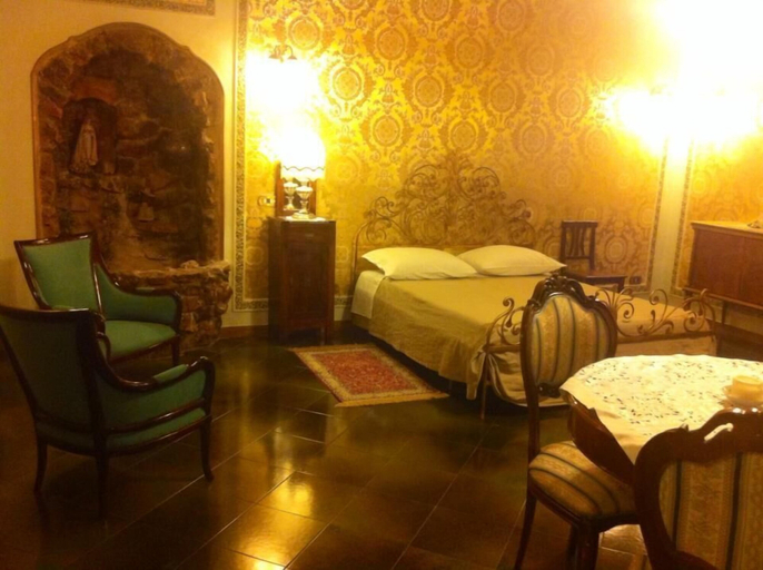 Bedroom 3, B&B Savarini, Bari