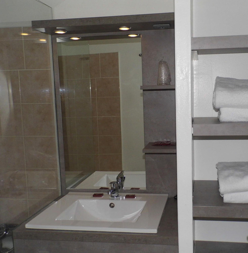 Bathroom 5, Geneva Residence, Genève
