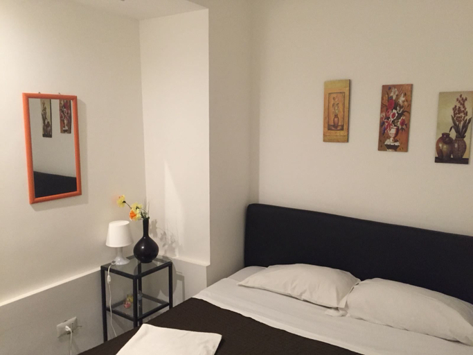 Bedroom 3, Smile Home, Catania
