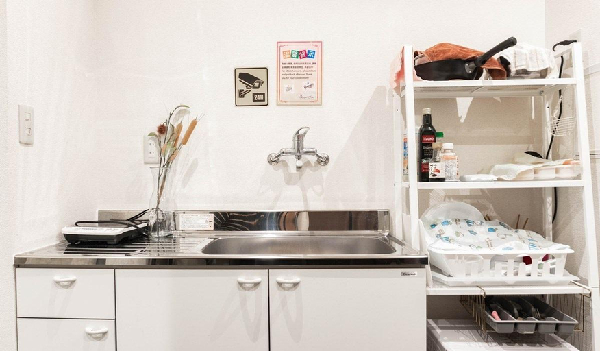 Others 5, K,Subway 1min walk,JR,Free Wi-Fi,Not Shared toilet, Osaka