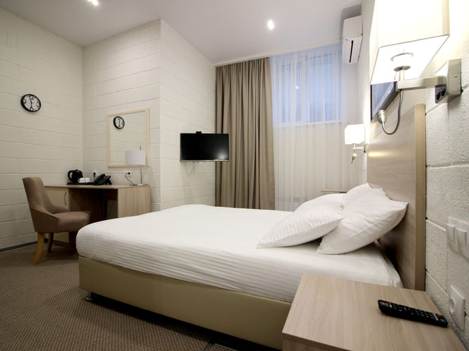 Bedroom 2, Time Hotel, Vladivostok gorsovet