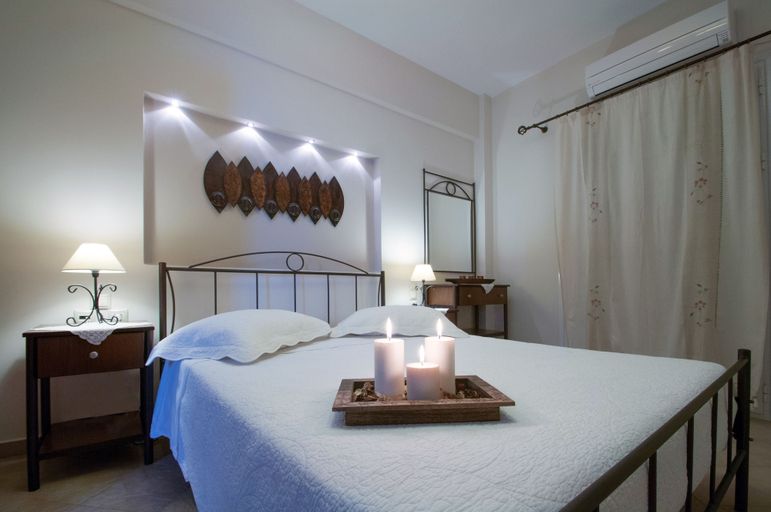 Bedroom 3, Anastasia Studios, Attica