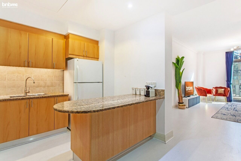 Others 4, Pvt Jacuzzi Tub Groundfloor 2 Bed Bnbme Homes, Dubai