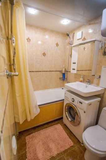 Bathroom, Apartment on Admirala Fokina 31, Vladivostok gorsovet