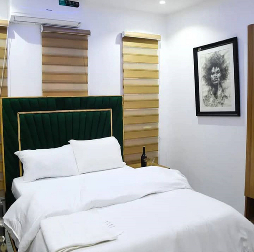 Bedroom 2, Tito Empire, Eti-Osa